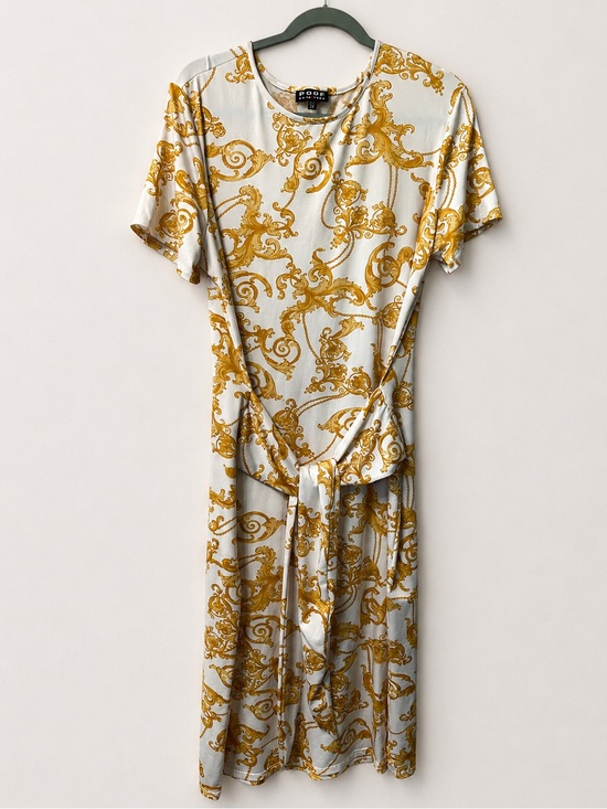 Poof New York Dresses & Skirts - Poof New York Gold Baroque Chain Print Dress Plus Size 2X Short Sleeve Side Slit